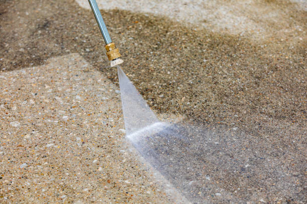 Best Pool Deck Cleaning in Coal Valley, IL